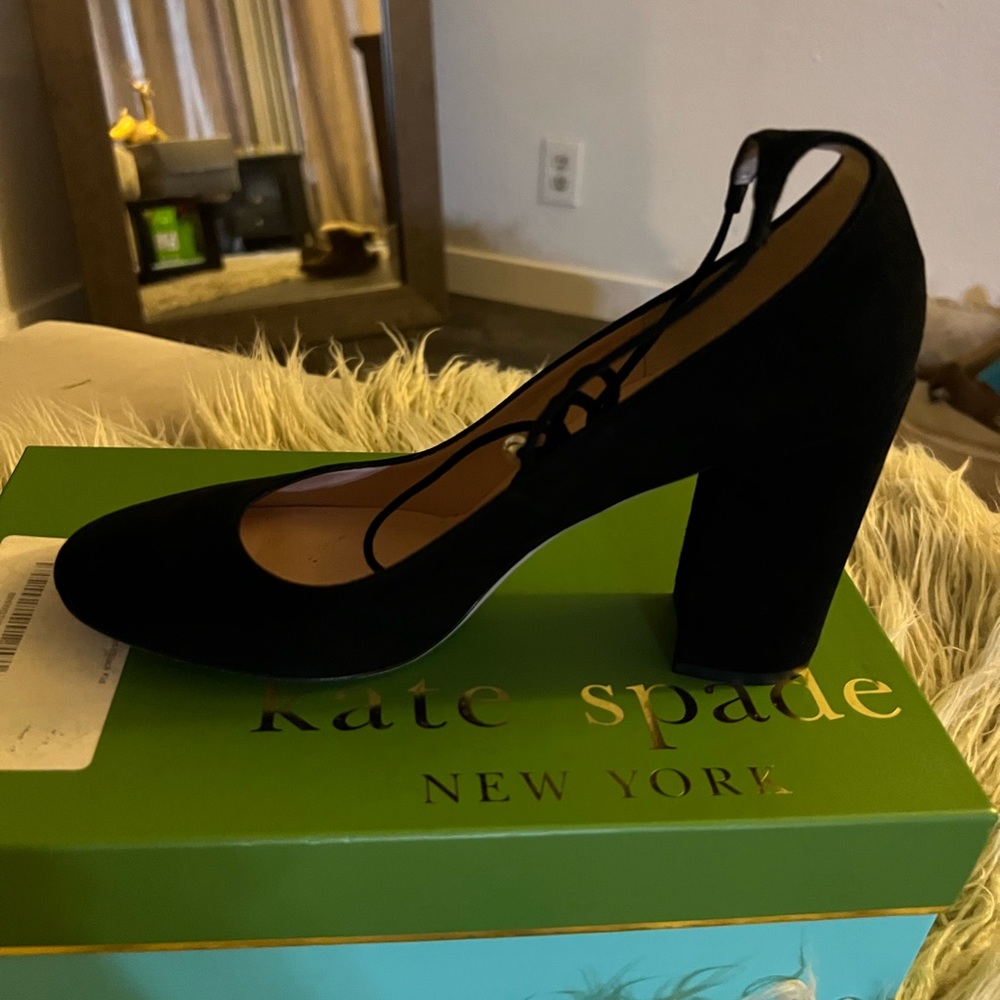 Kate Spade Pumps - Picture 2 of 8